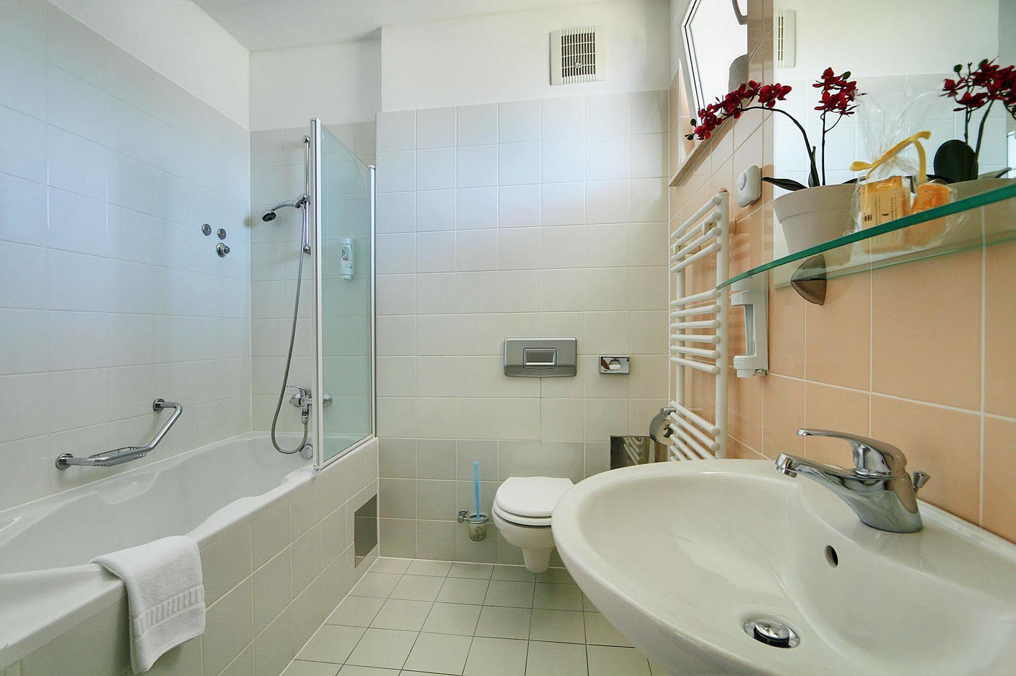 Apartmani Marija Postira Exterior foto